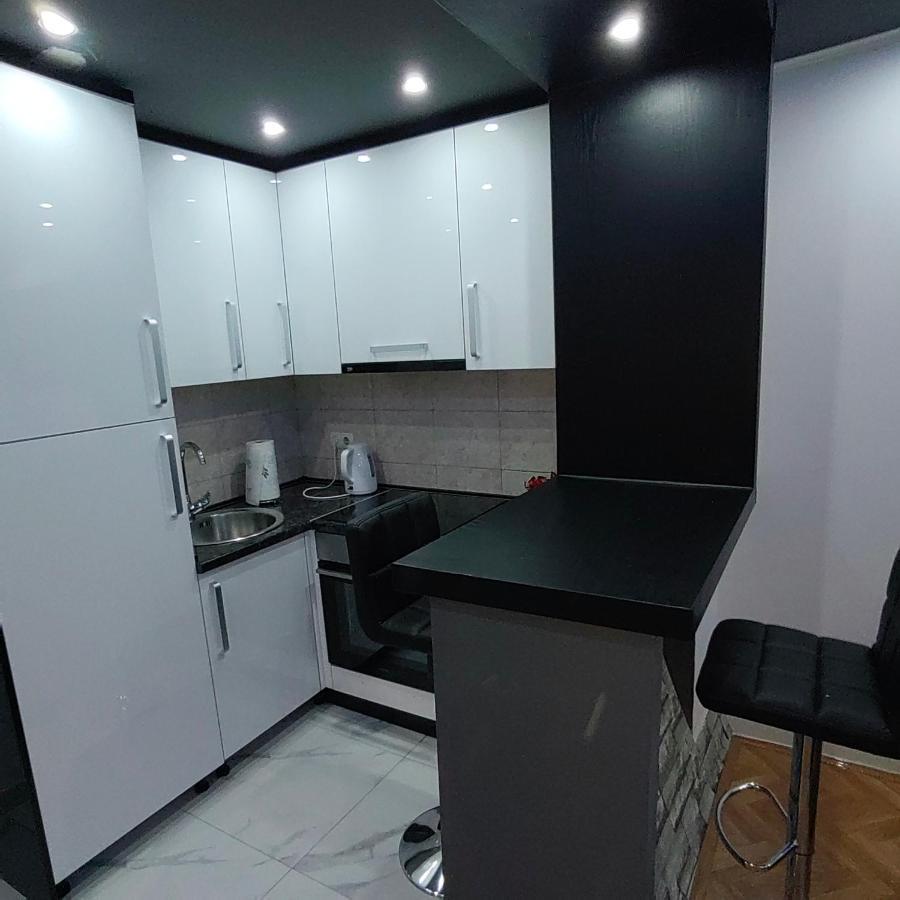 Apartmani Amona Stan Na Dan Doboj Kültér fotó